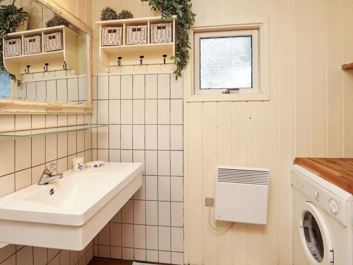 Holiday Home Lokken X Екстериор снимка
